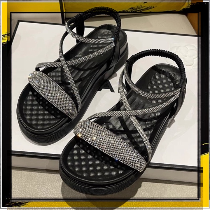 ♥ SHOES ♥ Giày sandal nữ quai ngang SD CƯỜM đính đá bản to hàng QC đế cao 4p 2 màu đen/kem mẫu mới hot trend xinh rẻ đẹp