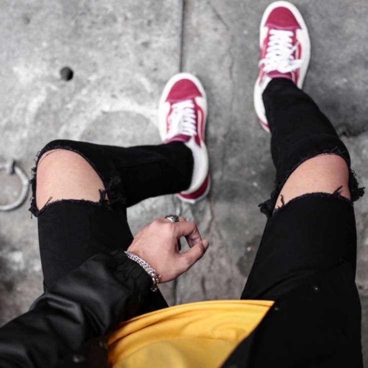 Quần Jean Dài Nam màu đen Rách 2 Gối tư thế make up Cao Cấp, From Dáng Skinny a256 a32 a58 | BigBuy360 - bigbuy360.vn