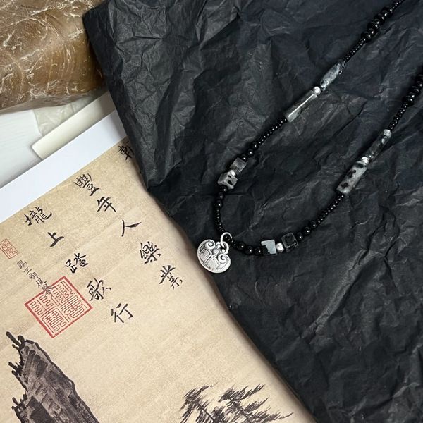 Vòng cổ Mặt Ổ Khóa An Toàn Bằng Đá Tự Nhiên Phong Cách Trung Hoa Mới