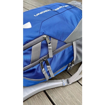 BALO THỂ THAO UNDER ARMOUR