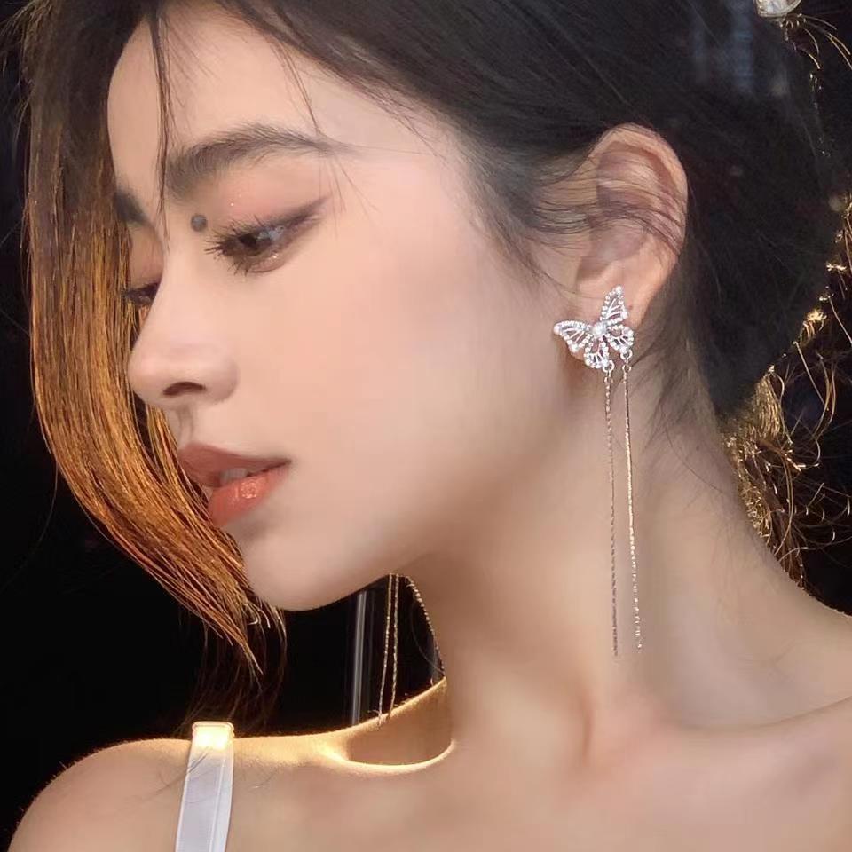 Bông Tai Tua Rua Dáng Dài Hình Bướm Siêu Lấp Lánh Thời Trang Dự Tiệc