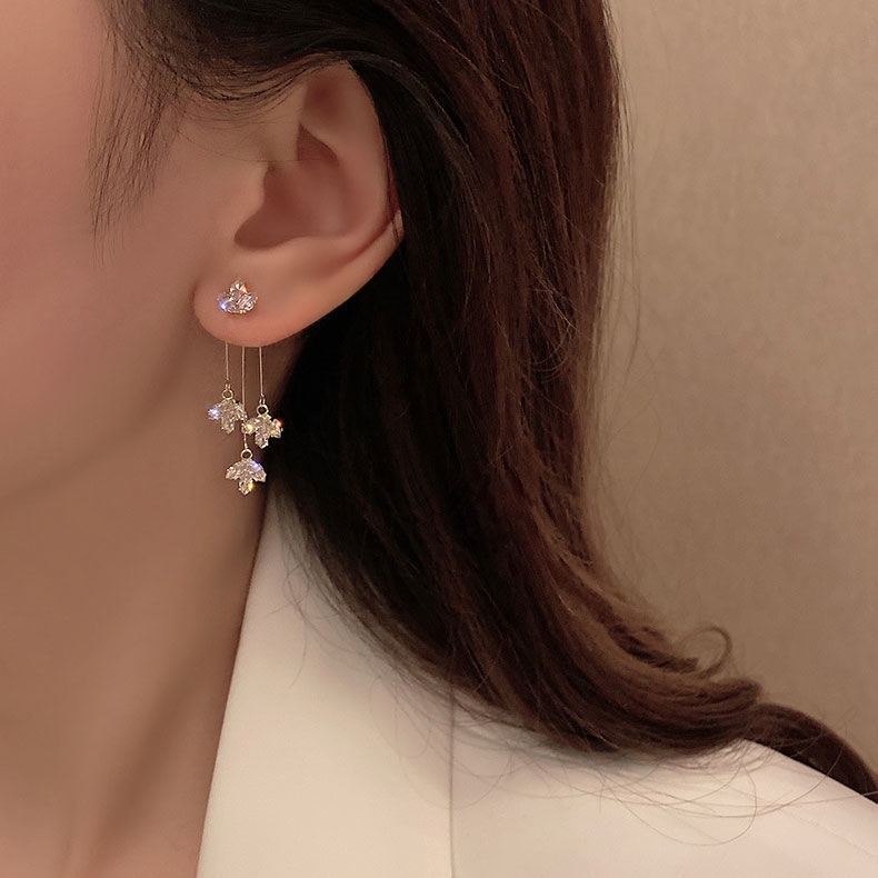 Bông Tai Dáng Dài Hình Hoa Đính Pha Lê Phong Cách Hàn Quốc Độc Đáo Thời Trang Cho Nữ