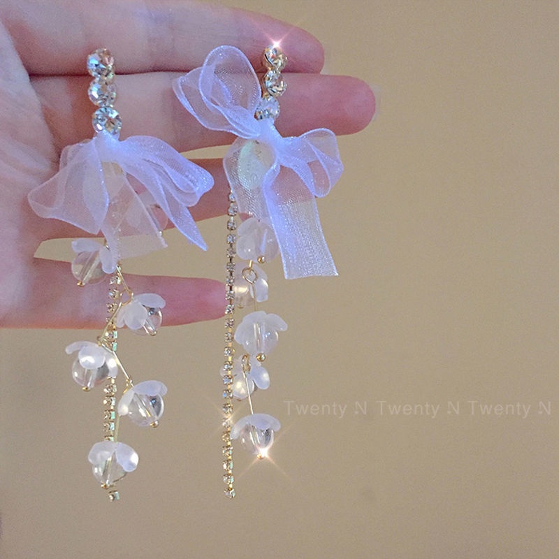 Khuyên Tai Tua Rua Dài Đính Đá Sang Trọng