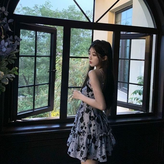 Đầm Hai Dây Dáng Ôm In Hoa Phong Cách Pháp Cao Cấp Dành Cho Bạn Nữ