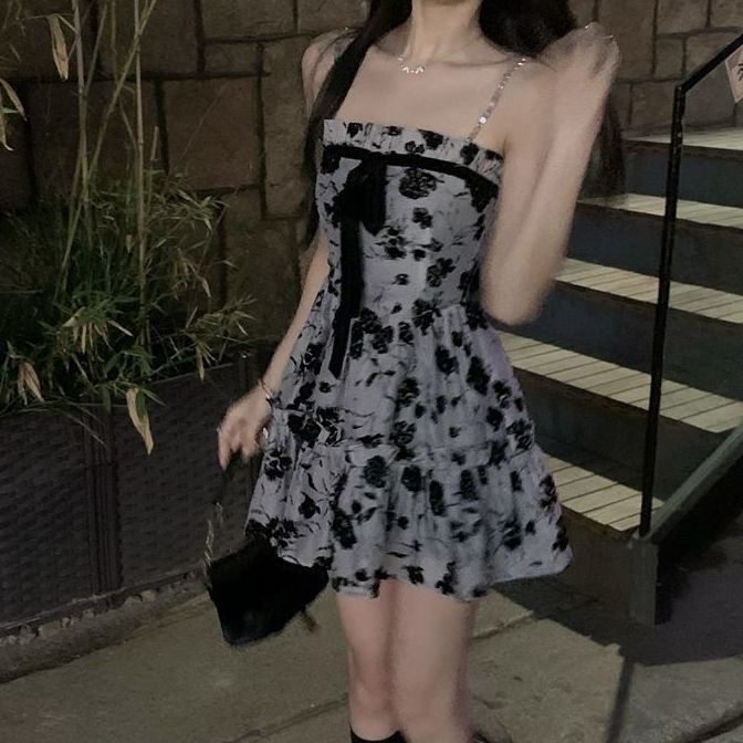 Đầm Hai Dây Dáng Ôm In Hoa Phong Cách Pháp Cao Cấp Dành Cho Bạn Nữ