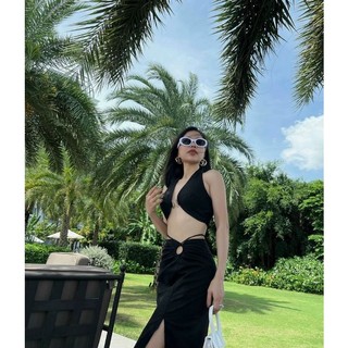 sét áo croptop khoen ngực chân váy xẻ tà