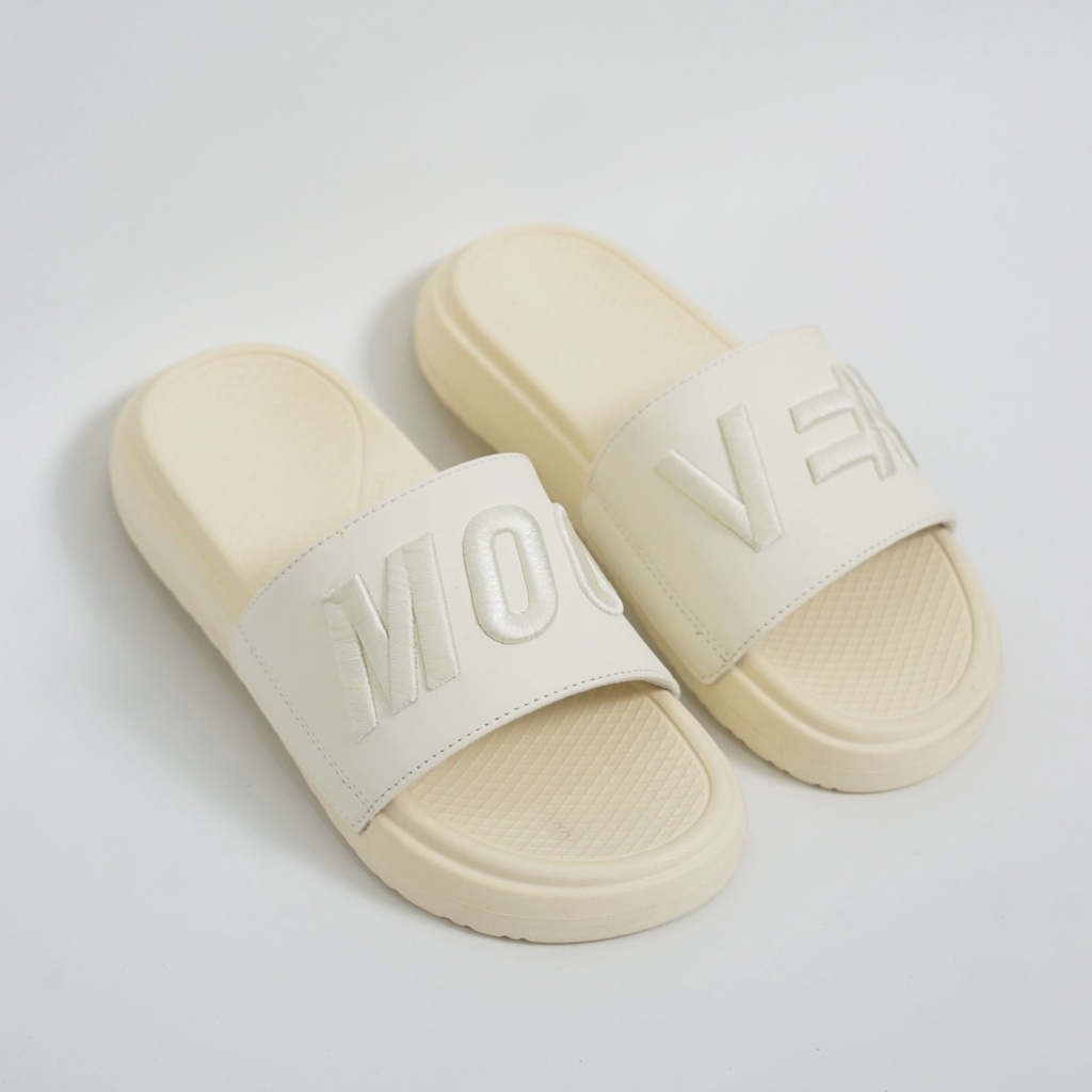 Dép quai ngang Logo thêu 3D chất lượng cao MOOVER dép Slipper Unisex đế cao êm chân chống thấm nước