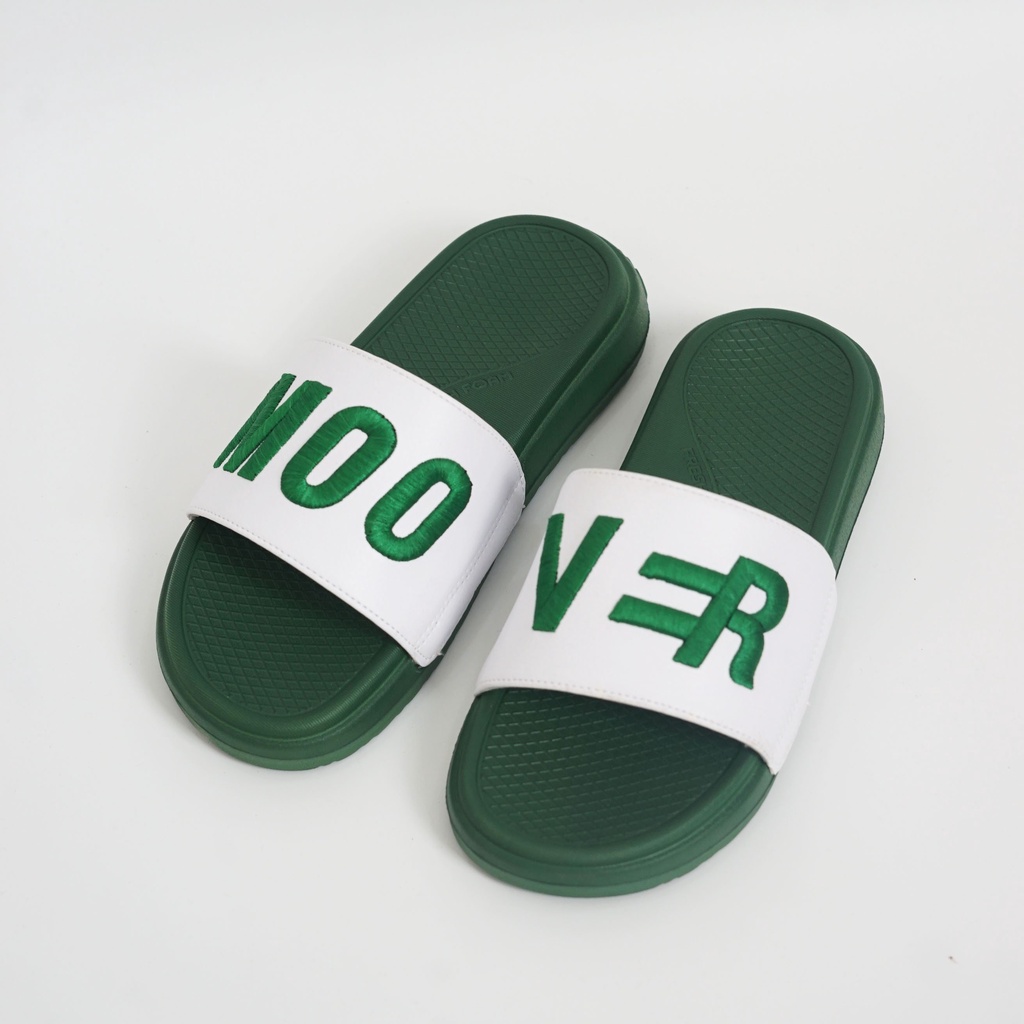 Dép quai ngang Logo thêu 3D chất lượng cao MOOVER dép Slipper Unisex đế cao êm chân chống thấm nước
