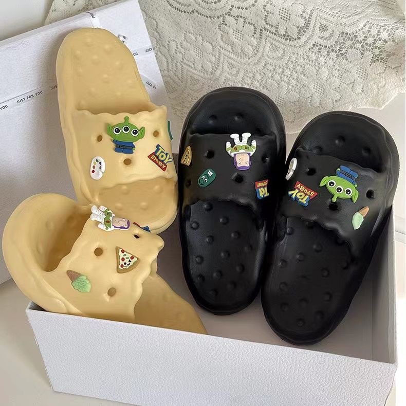 Dép Đi Trong Nhà Tắm Chống Trượt Họa Tiết Hoạt Hình Buzz Lightyear Dễ Thương Cho Nữ