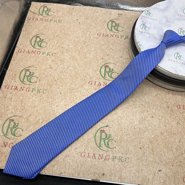 Cà vạt nam màu xanh sáng tự thắt 8cm sang trọng mới đẹp nhất 2023 Giangpkc
