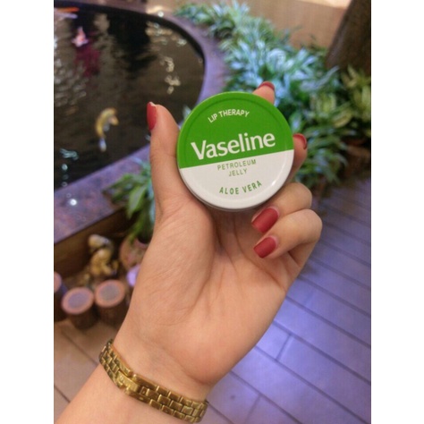 Son dưỡng môi Hộp thiếc Vaselline 20gr .hot