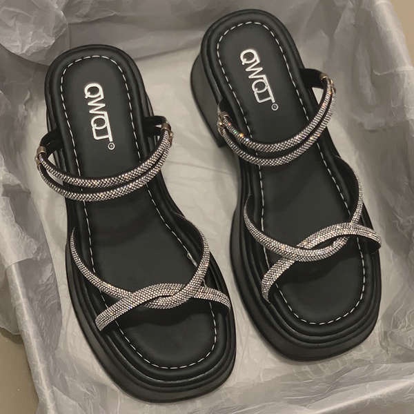 Dép lê quai ngang đính đá thời trang mới mùa hè 2023