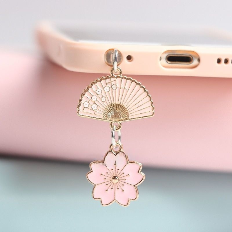 Quạt Cắm Cổng Sạc Điện Thoại Chống Bụi Hình Hoa Anh Đào Cổ Điển