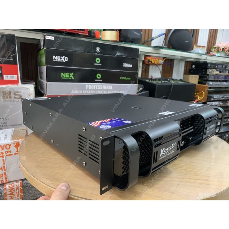 Cục đẩy Main KoraD KR-8600 Plus 3 kênh, 42 sò chính hãng, 2 kênh 800w, 1 kênh sub 1000w