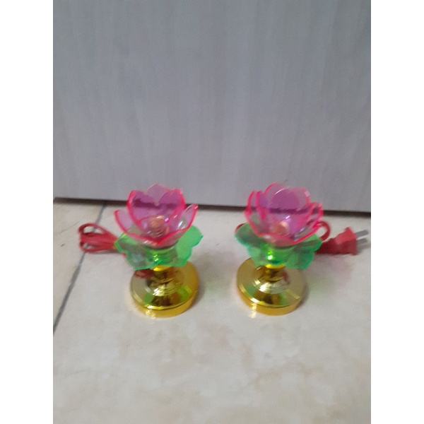 Cặp đèn thờ hoa sen nhỏ