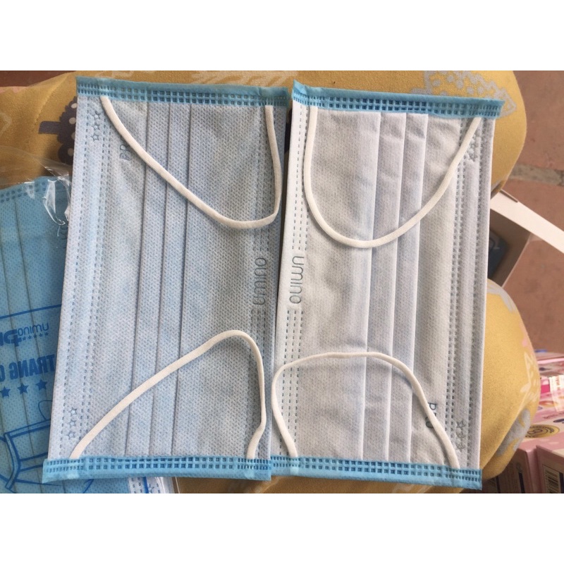 Hộp 50c khẩu trang y tế umino.