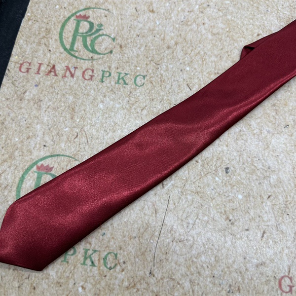Cà vạt nam mẫu thắt sẵn dây kéo phi bóng 5cm màu đỏ đô 2023 Giangpkc - 48cm