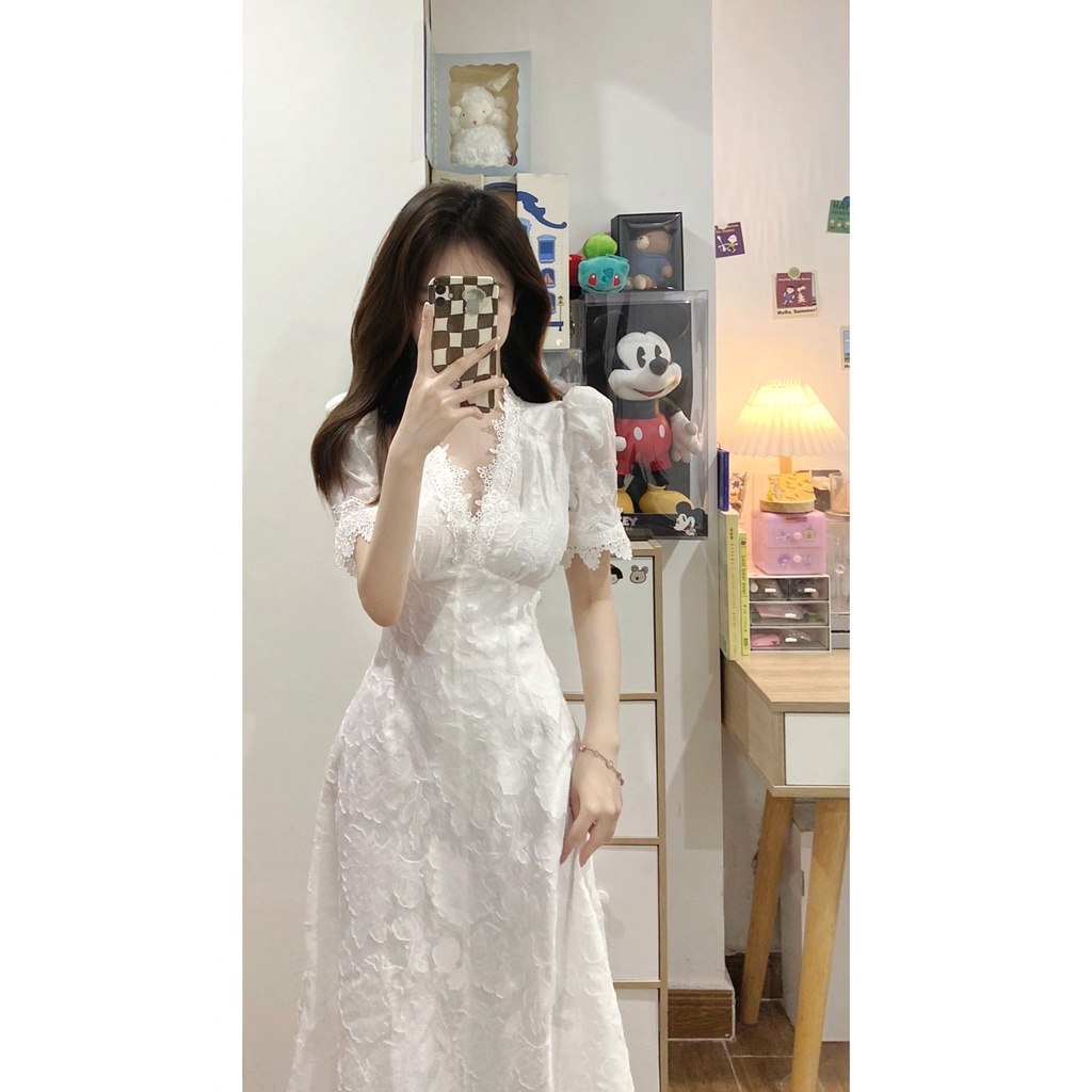 Đầm Ren Trắng Dáng Dài Cổ Chữ V Tay Phồng Kiểu Pháp Sang Trọng Cho Nữ