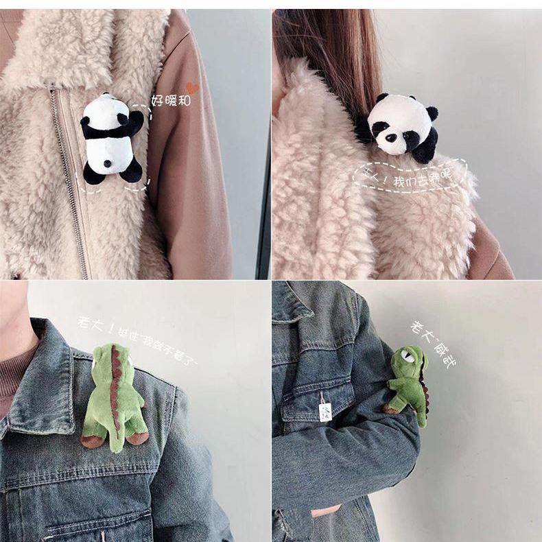 Ghim Cài Áo Hình Khủng Long / Gấu Trúc / Chó Shiba Hoạt Hình Nhồi Bông Chống Ánh Sáng Phong Cách Hàn Quốc