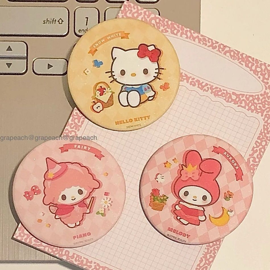 Ghim Cài Áo Hình Quyển Sách Đỏ Nhỏ Với Huy Hiệu Sanrio Hoạt Hình Melody Siêu Dễ Thương Cho Học Sinh Tiệc Tùng