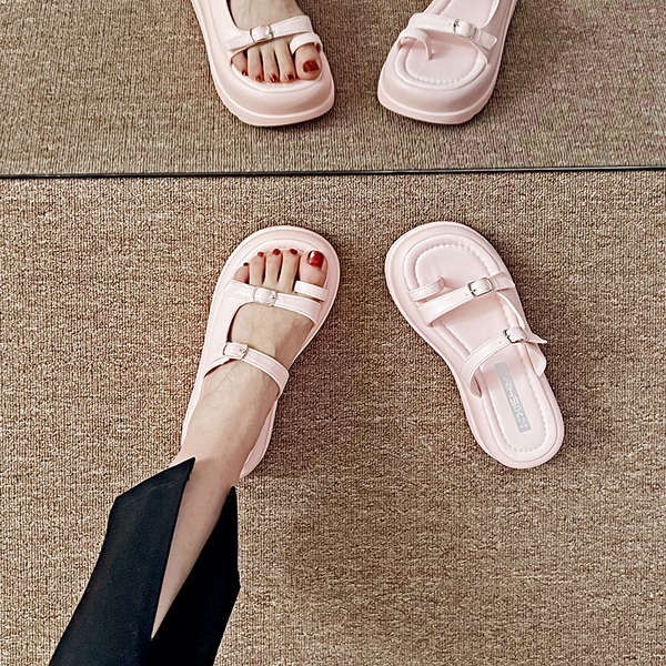 Mùa hè 2023 phong cách mới thời trang đế dày dép nữ đi bên ngoài vòng khóa