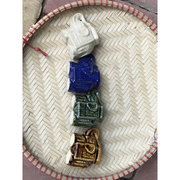 Hủ tăm họa tiết hình voi nam bộ