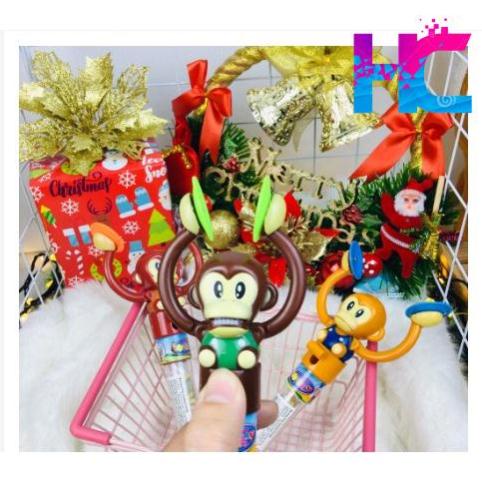 Kẹo đồ chơi hình chú khỉ chiêng vỗ tay - hang_chuan