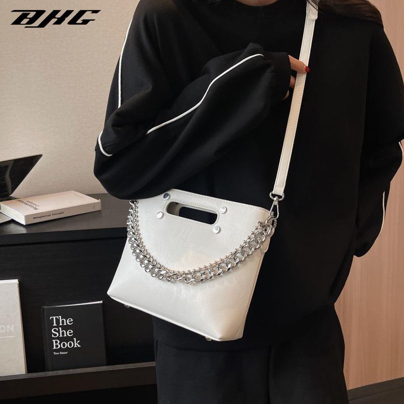 Túi xách BJHG WAVW đeo vai phối dây xích thời trang mới 2023 dành cho nữ