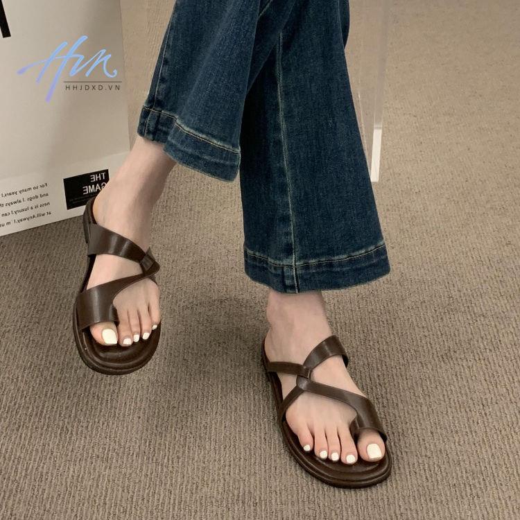 Dép Sandal Đế Bằng Mềm Mại Thoải Mái Thời Trang Mùa Hè Phong Cách Hàn Quốc Cho Nữ