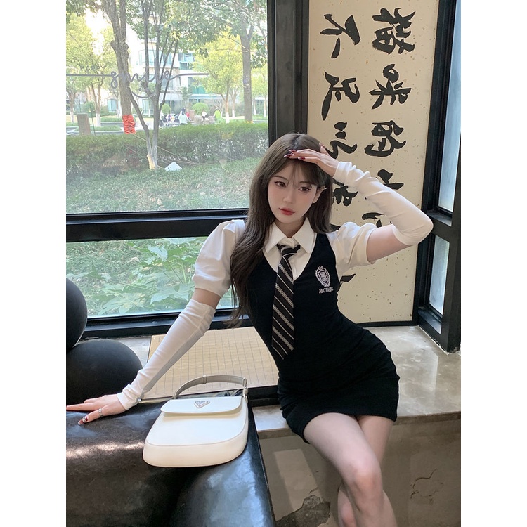 (Tay áo chống nắng) Váy hông kiểu Mỹ mới 2023 hot girl phù hợp với phong cách đại học xuân hè