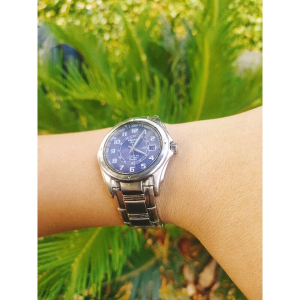 Đồng hồ nam Alba Seiko , solar , dây khóa zin Titanium, size 38-41mm, độ mới cao 95%, hoạt động tốt