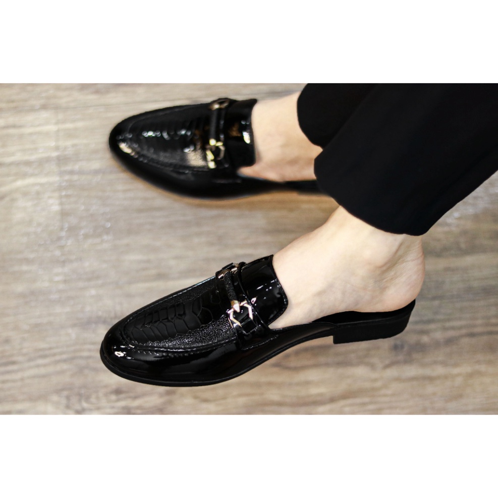 Giày sục da nam. giày lười nam hở gót da bóng dập vân mã L209