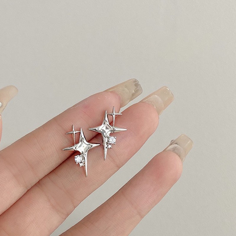 Khuyên tai kẹp không bấm lỗ chốt cố định K108 bằng hợp kim mạ bạc hình ngôi sao đính đá dáng ngắn Leous Accessories
