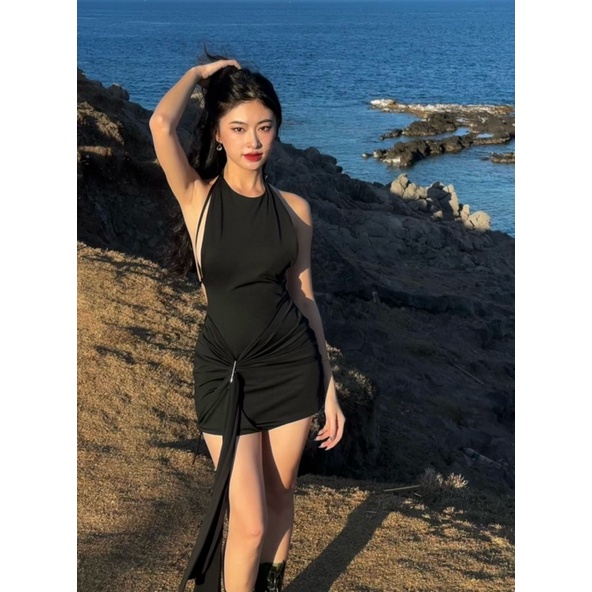 AESTHETE- Đầm Esmee hở lưng đen gợi cảm