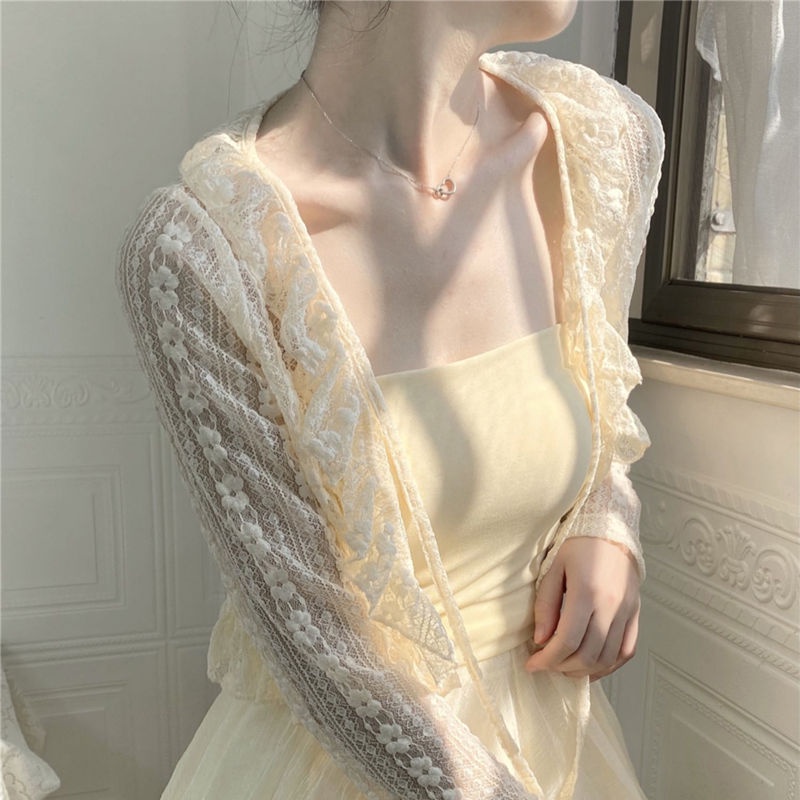Áo Khoác Cardigan Chống Nắng Bằng Lụa Lạnh Mỏng Dáng Ngắn Phối Ren Và Đầm Hai Dây Dành Cho Bạn Nữ