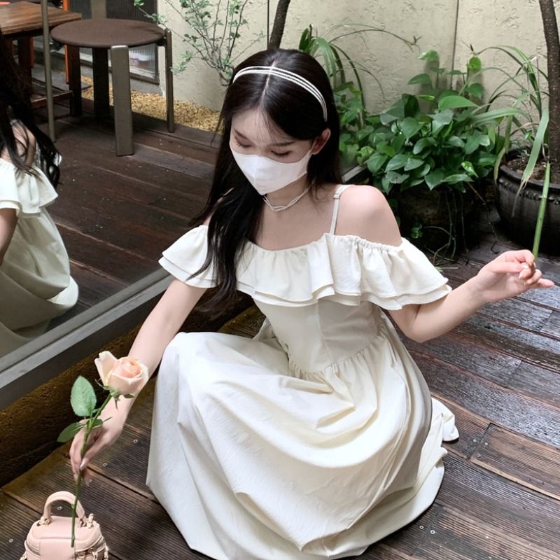 Đầm Nữ Hai Dây Hở Vai Nhấn Eo Thời Trang Mùa Hè Phong Cách Pháp Thanh Lịch