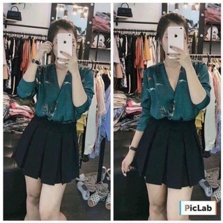 Chân váy xếp ly có quần trong