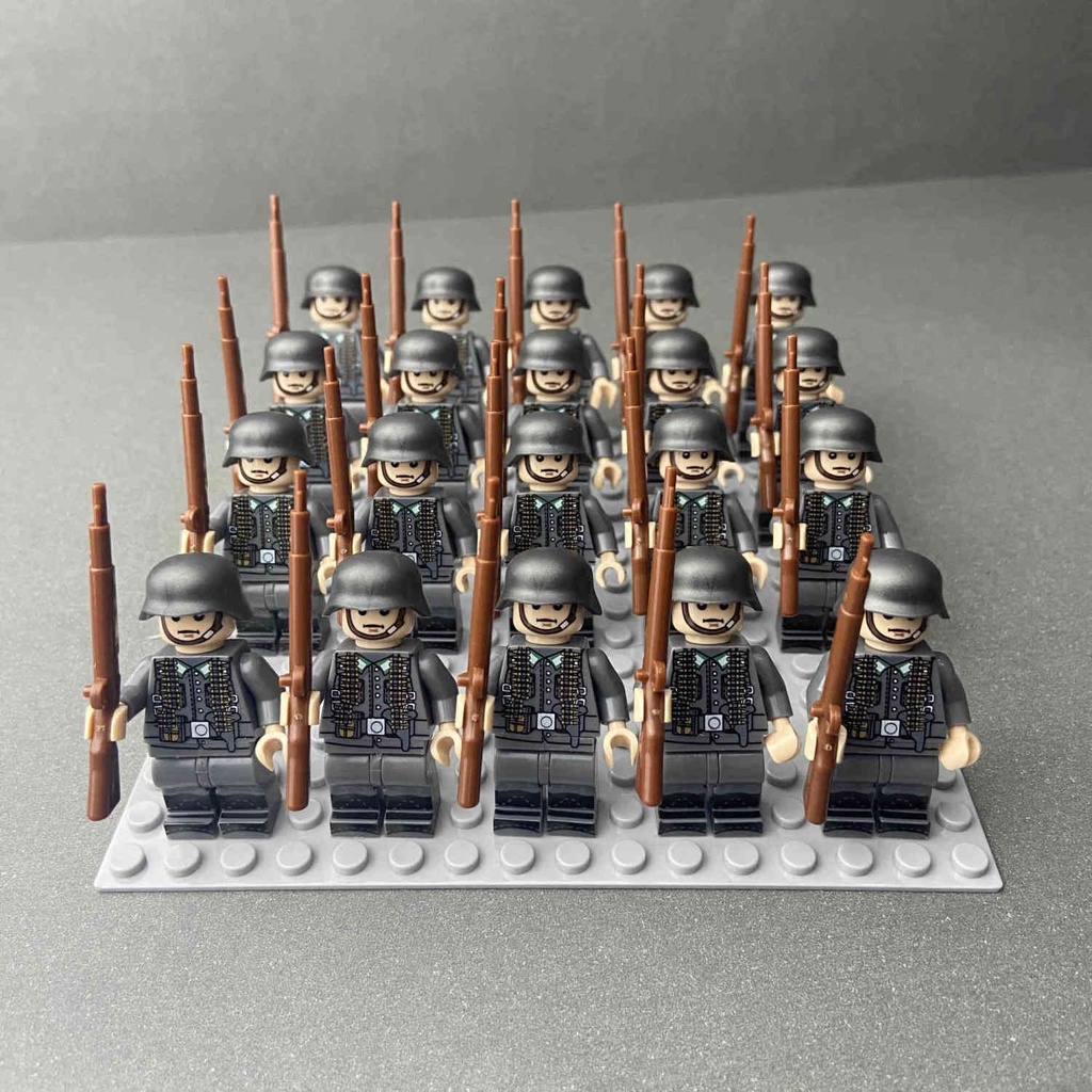Mô Hình Lego Nhân Vật Minion Trong Phim Chiến Tranh Giữa Tám Trăm Quân Đội