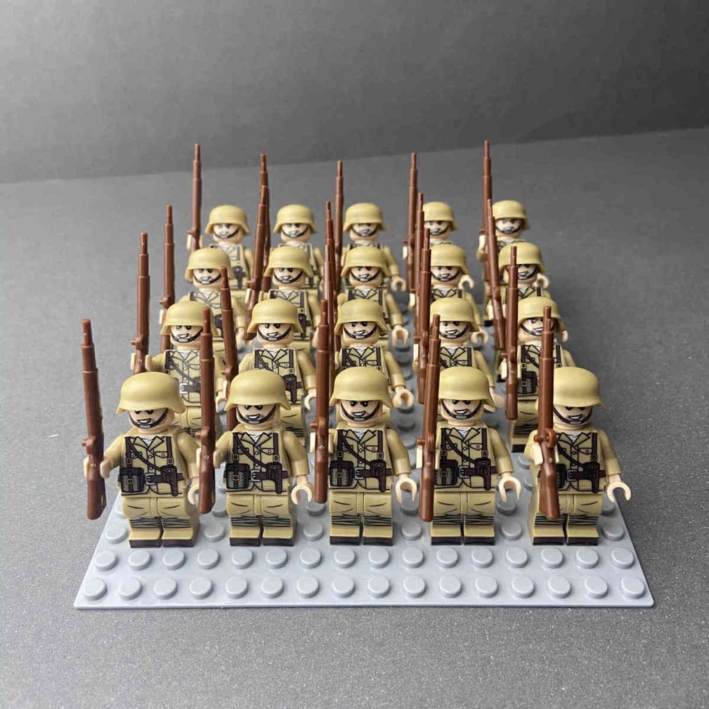 Mô Hình Lego Nhân Vật Minion Trong Phim Chiến Tranh Giữa Tám Trăm Quân Đội