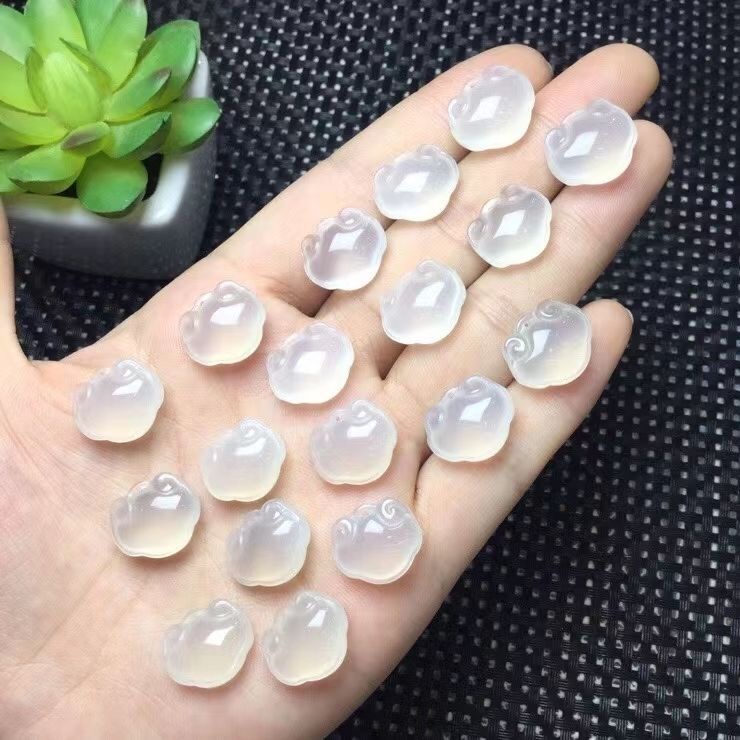 Hạt Đá Mã Não Trắng Tự Nhiên Khắc Hình Thỏ 5.6 Dùng Làm Trang Sức DIY