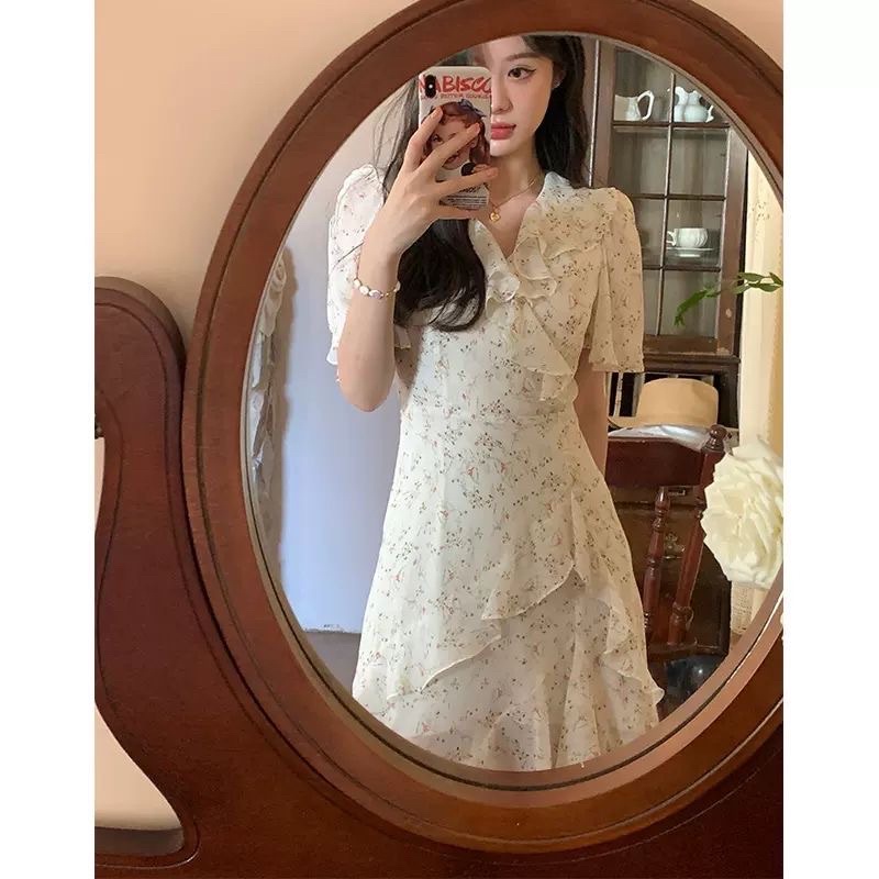 Váy công chúa bánh bèo