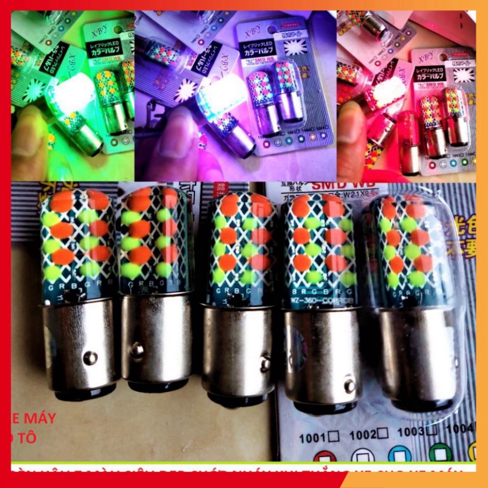 Đèn Hậu Led Hiệu Ứng  7 Màu Chớp Nháy F1 Khi Phanh  Phủ Silicol Hiệu Ứng Siêu Đẹp cho Xe Máy + Ô Tô 12V