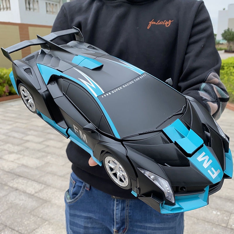 Biến dạng cảm ứng ô tô điều khiển từ xa rô bốt đồ chơi trẻ em có thể sạc lại