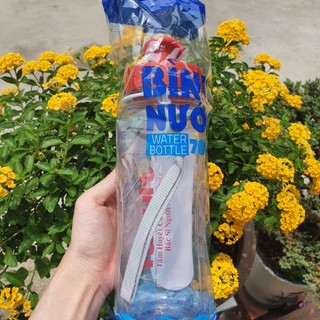 Bình Nước Nhựa Matsu Duy Tân Có Quai Nắp Bật 500Ml / 700Ml - bình uống đựng nước nhựa PP tiện lợi