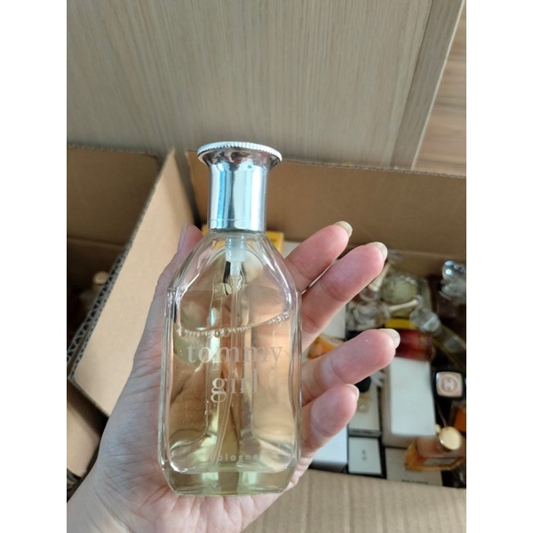 Nước Hoa Đấu Giá