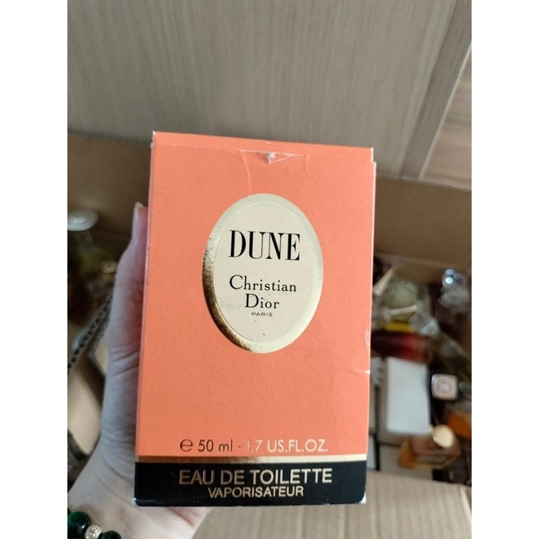 Nước Hoa Đấu Giá