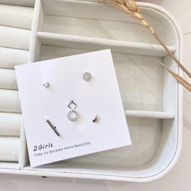 SET phối 5 CHIẾC bông tai mạ bạc lấp lánh