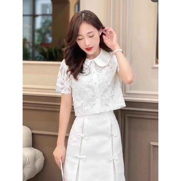Set áo sơ mi ren cổ sen kèm chân váy nơ HACHIE
