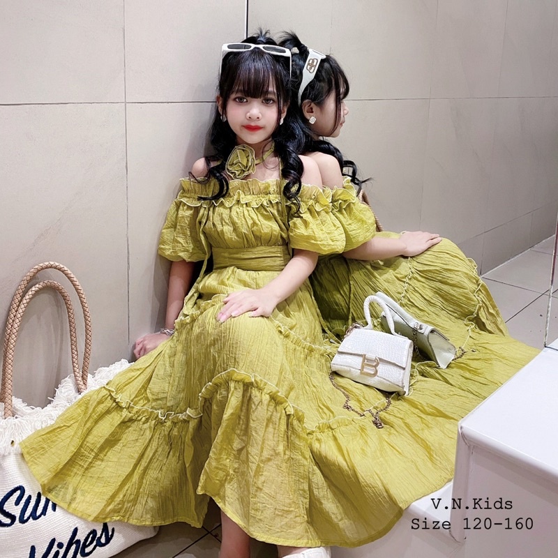 Váy trễ vai kèm hoa xinh sang cho Bé size đại 18kg-41kg