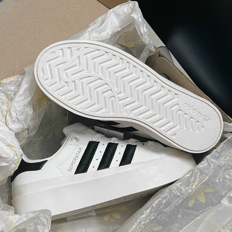 Giày adidas superstar bone black đế cao GH887